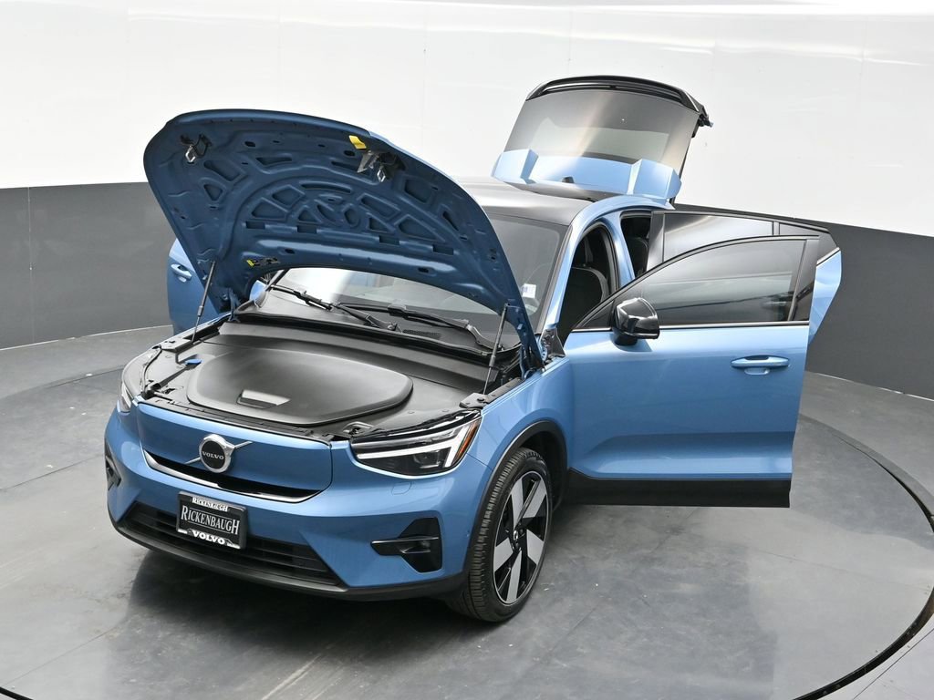 Used 2023 Volvo C40 P8 Recharge Ultimate AWD/4WD image 40