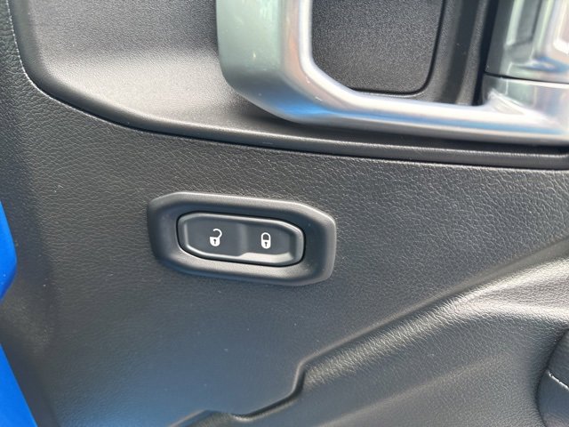 Used 2024 Jeep Wrangler Sport S image 15