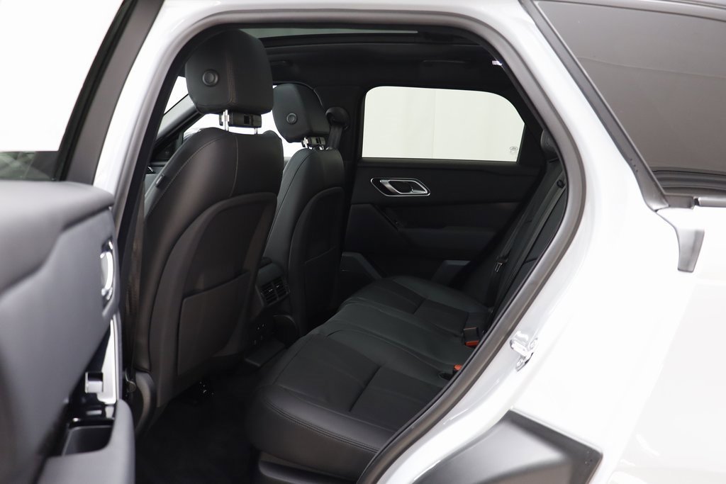 New 2026 Land Rover Range Rover Velar Dynamic SE image 15