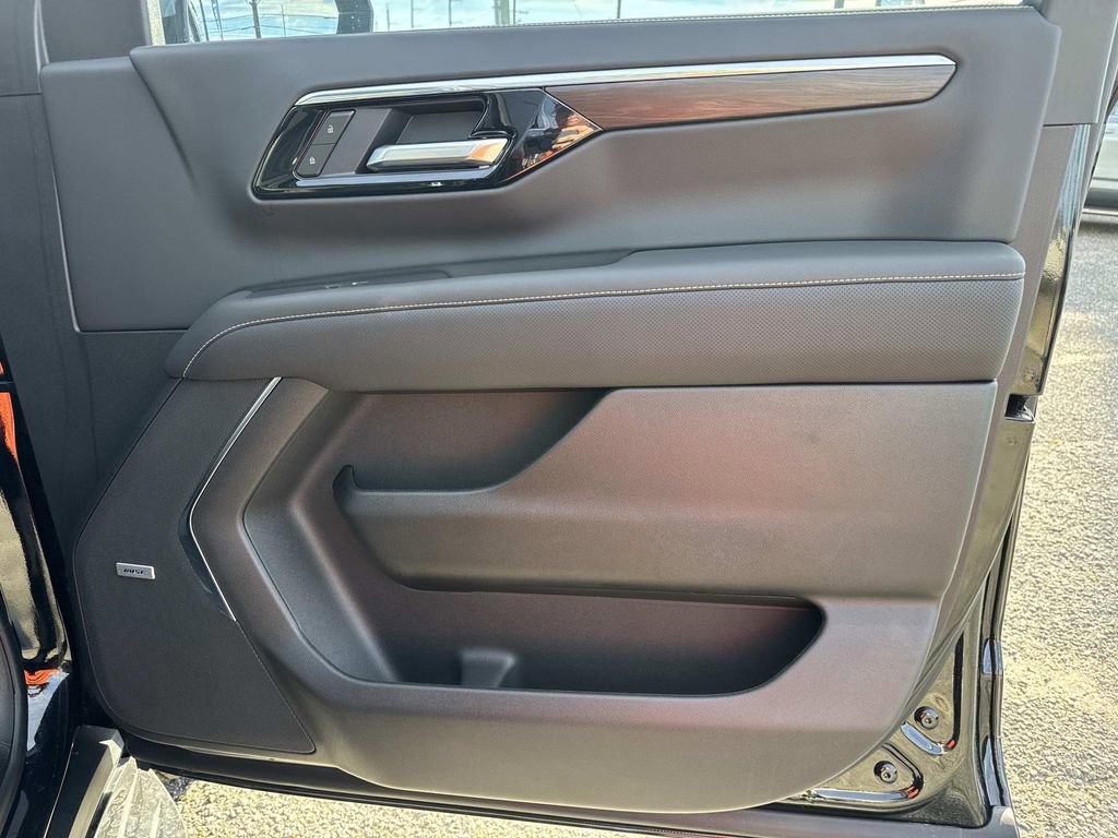 New 2026 Chevrolet Suburban Premier w/ Sun And Tow Package RWD image 16