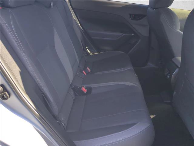 Used 2025 Subaru Crosstrek 2.0i Premium image 18