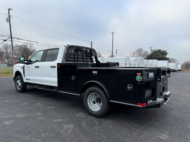 New 2026 Ford F350 XL w/ XL Chrome Package image 4