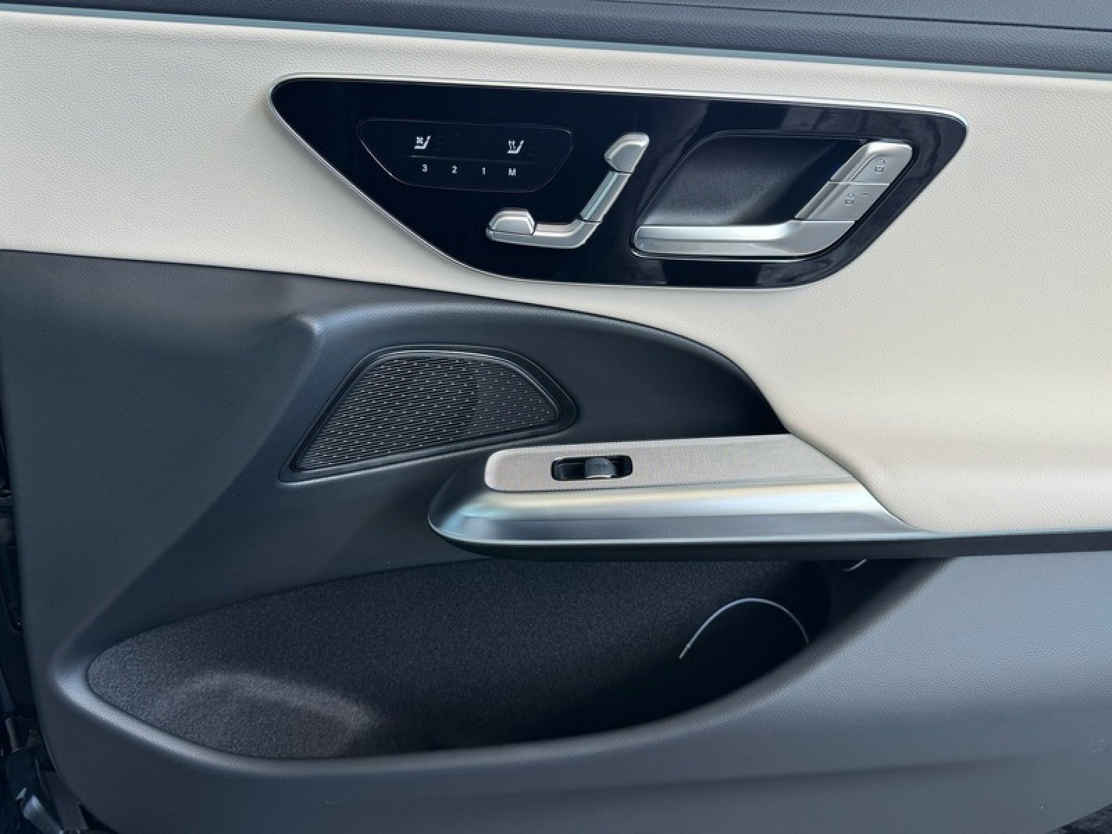 New 2026 Mercedes-Benz E 350 Sedan image 22