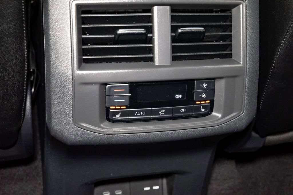 Used 2023 Volkswagen Atlas SEL Premium image 30