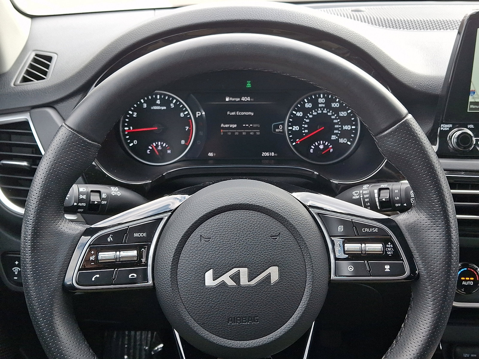 Used 2022 Kia Seltos SX image 17