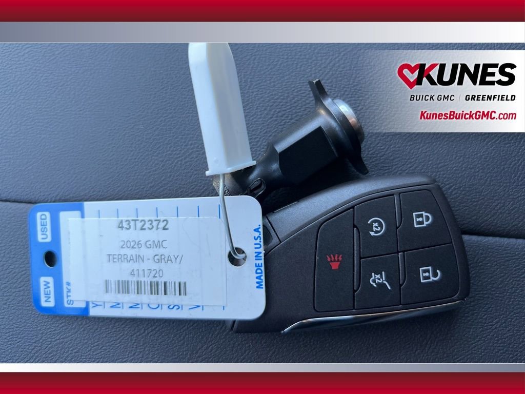 New 2026 GMC Terrain Denali w/ LPO, Floor Liner Package image 39