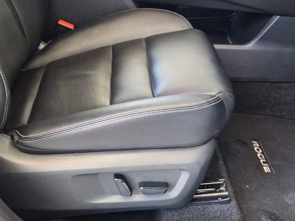 Used 2023 Nissan Rogue SL w/ SL Premium Package FWD image 28