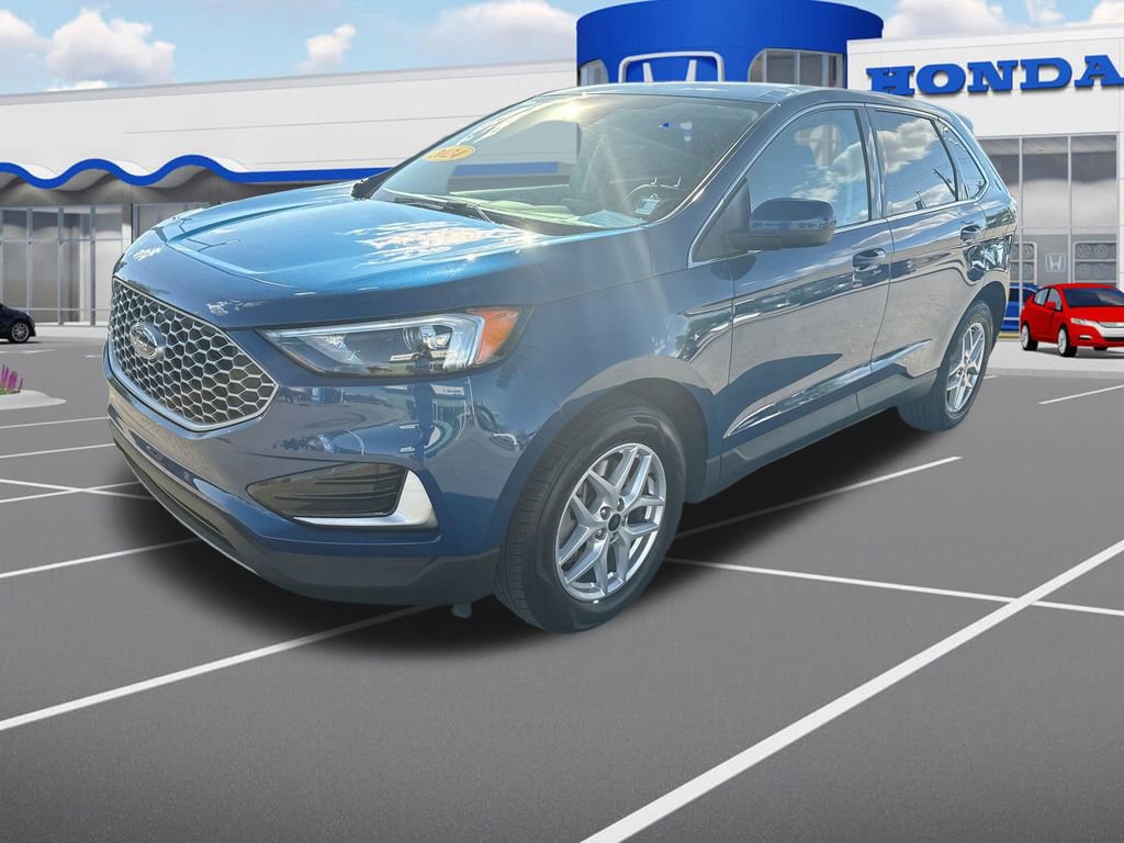 Used 2024 Ford Edge SEL AWD/4WD image 3
