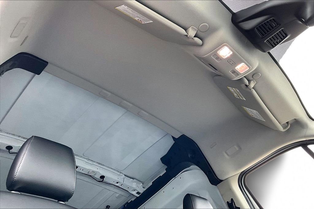New 2026 Ford Transit 250 148 Medium Roof Extended AWD image 29