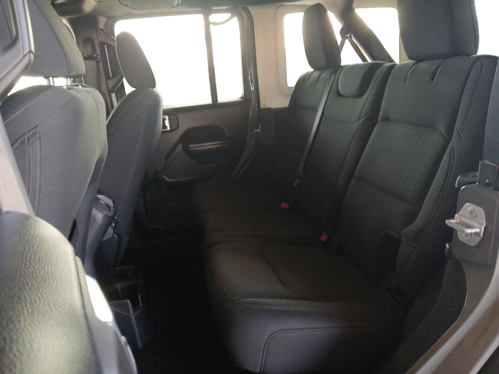 Used 2021 Jeep Wrangler Unlimited Sport image 13