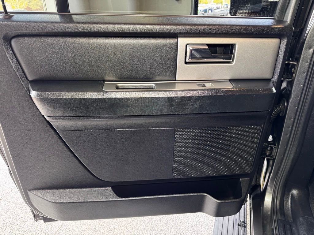 Used 2017 Ford Expedition EL Limited w/ Equipment Group 301A image 42