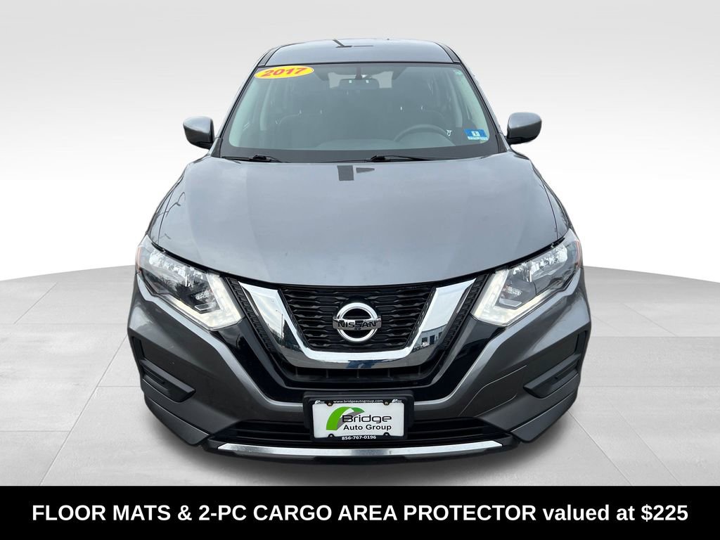 Used 2017 Nissan Rogue S video 2