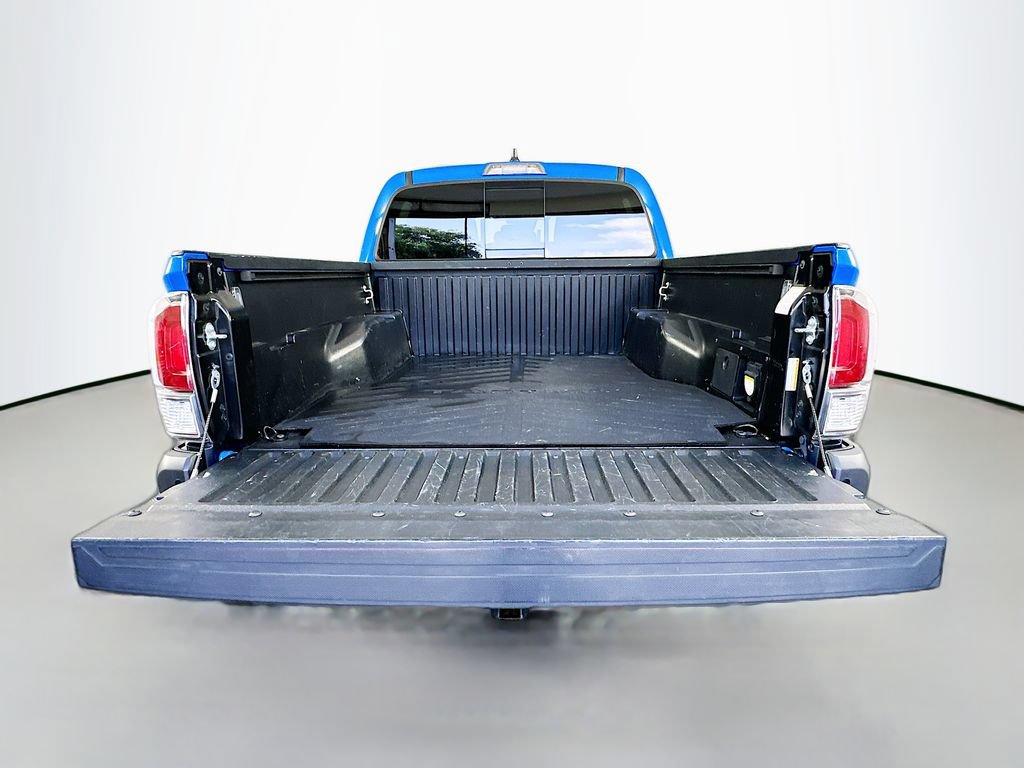 Certified 2021 Toyota Tacoma TRD Sport w/ Technology Package AWD/4WD image 24