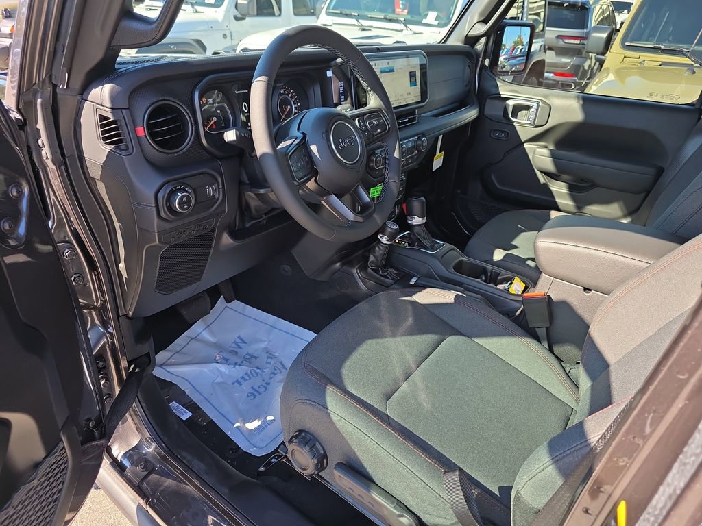 New 2026 Jeep Gladiator Rubicon w/ Safety Group AWD/4WD image 11