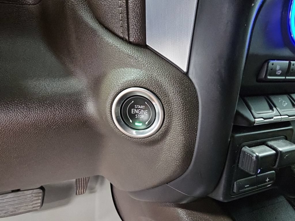 Used 2019 GMC Sierra 1500 SLT w/ SLT Premium Package AWD/4WD image 27