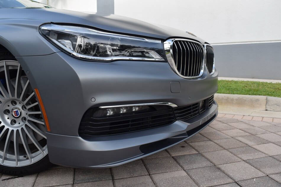 Used 2018 BMW ALPINA B7 xDrive w/ Luxury Rear Seating Package AWD/4WD image 16