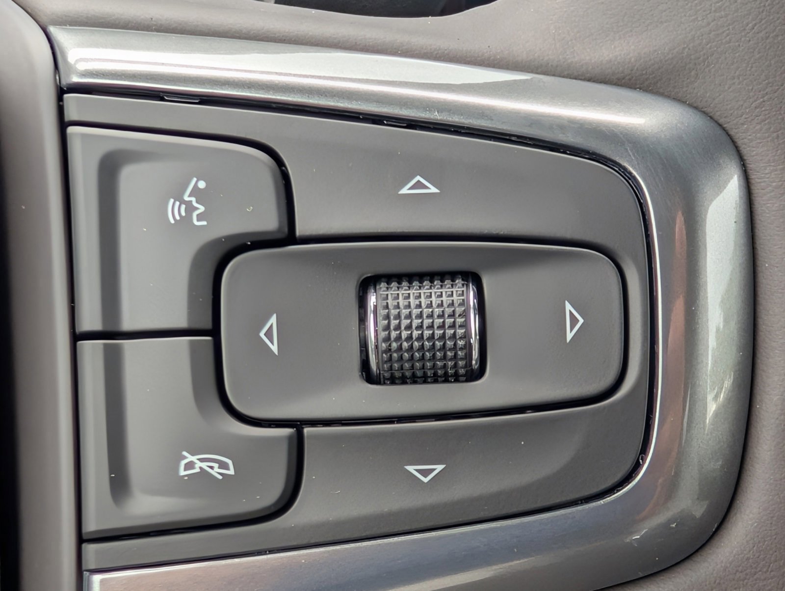 New 2026 Chevrolet Silverado 2500 LTZ w/ LTZ Premium Package image 18