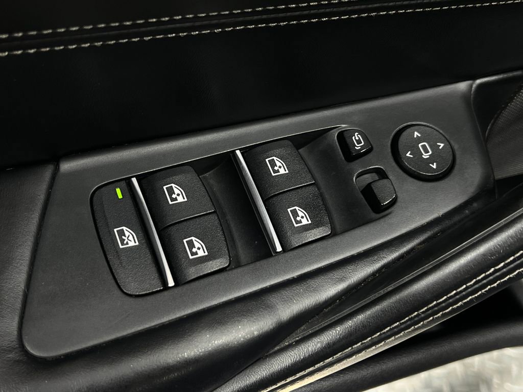 Used 2018 BMW M550i xDrive image 17