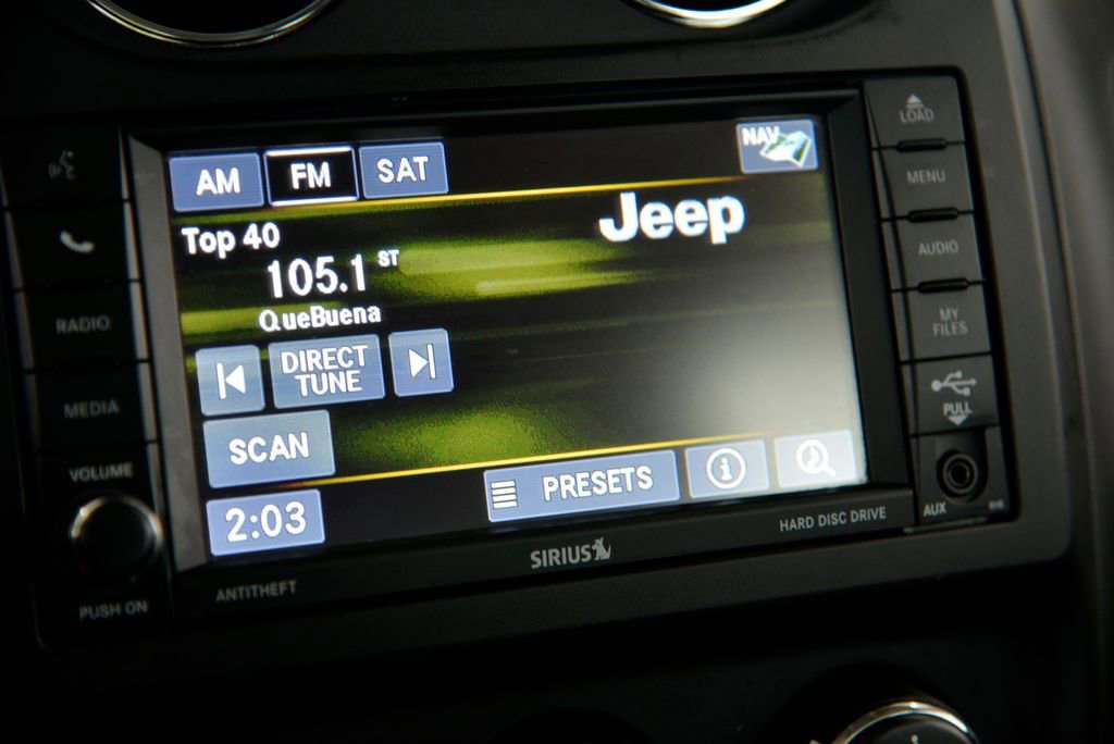 Used 2016 Jeep Patriot High Altitude AWD/4WD image 19