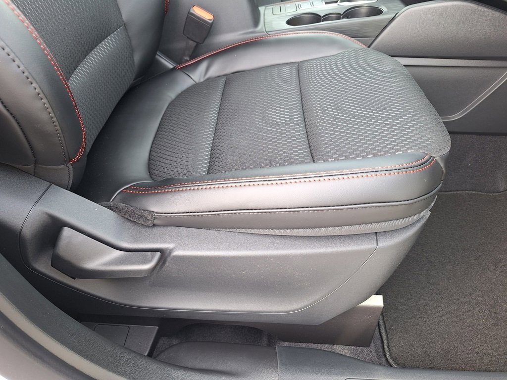 New 2026 Ford Escape ST-Line w/ Cold Weather Package image 17