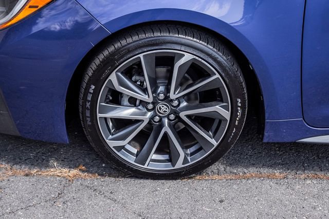 Used 2020 Toyota Corolla XSE FWD image 12