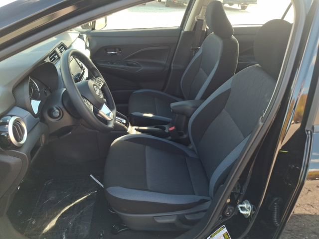 New 2025 Nissan Versa SV w/ Trunk Package image 9