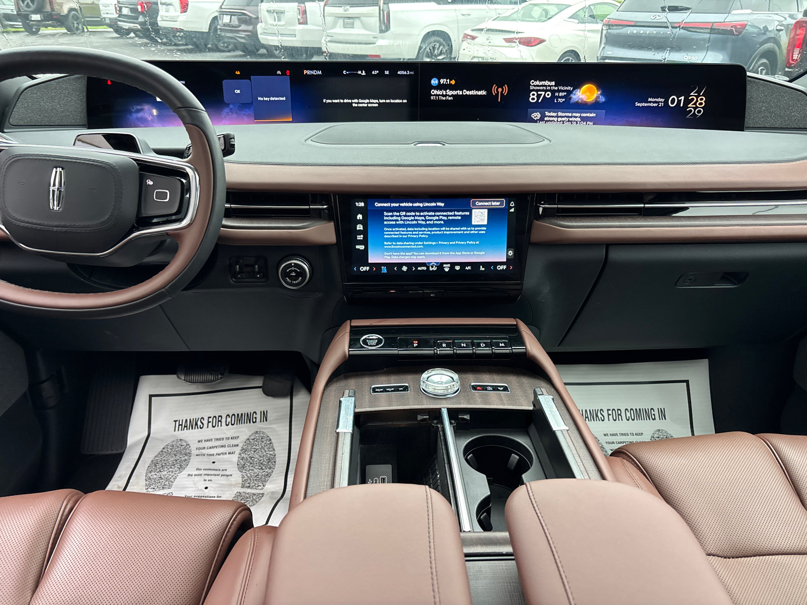 New 2026 Lincoln Navigator L Reserve AWD/4WD image 28
