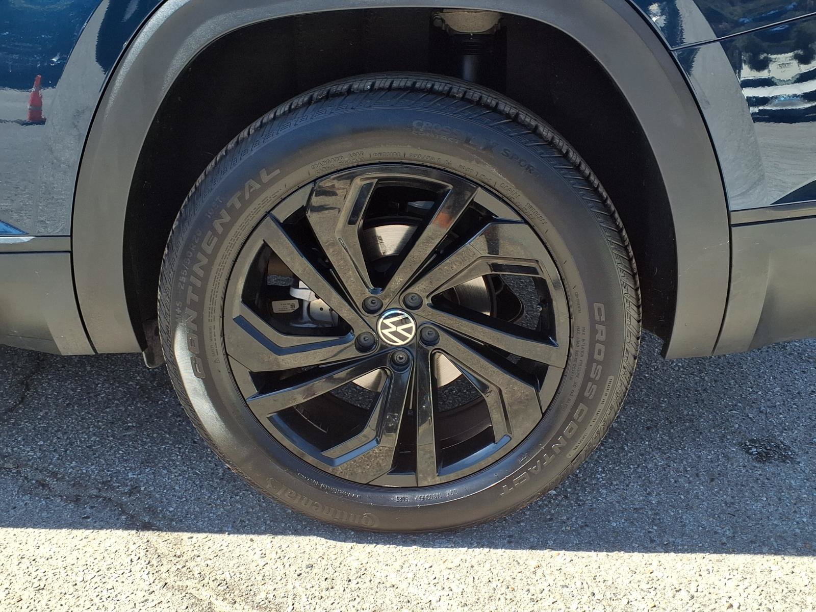 Certified 2022 Volkswagen Atlas SE FWD image 5
