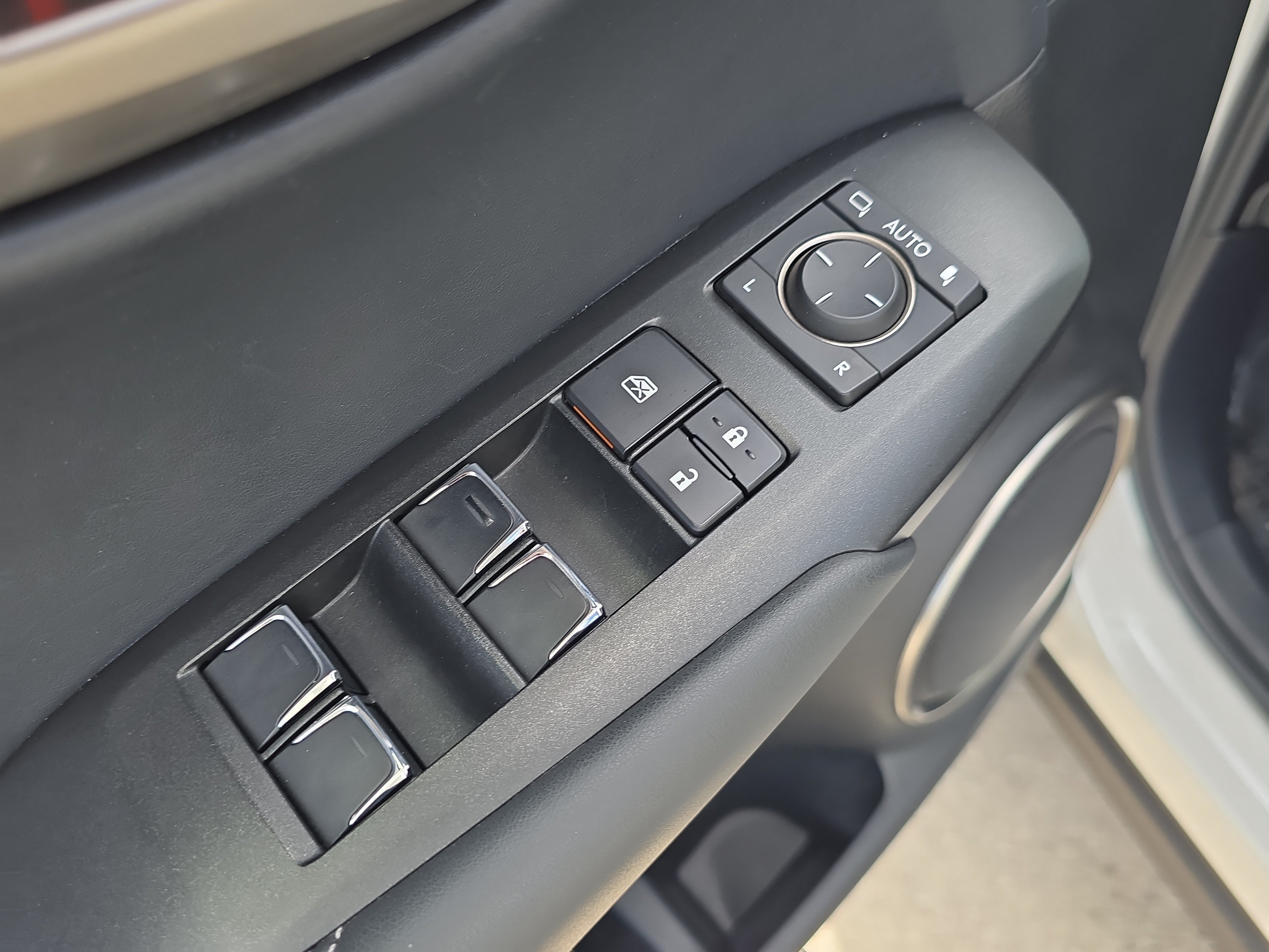 Used 2021 Lexus NX 300 FWD w/ Accessory Package 2 image 19