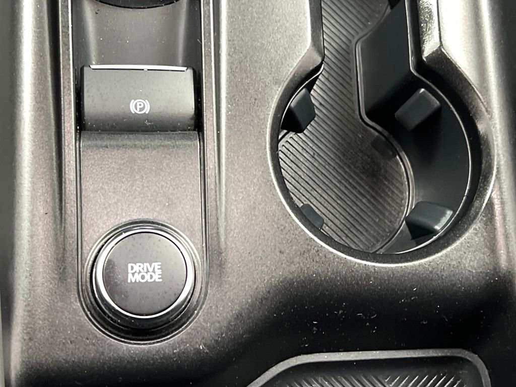 Used 2025 Ford Explorer Active image 52