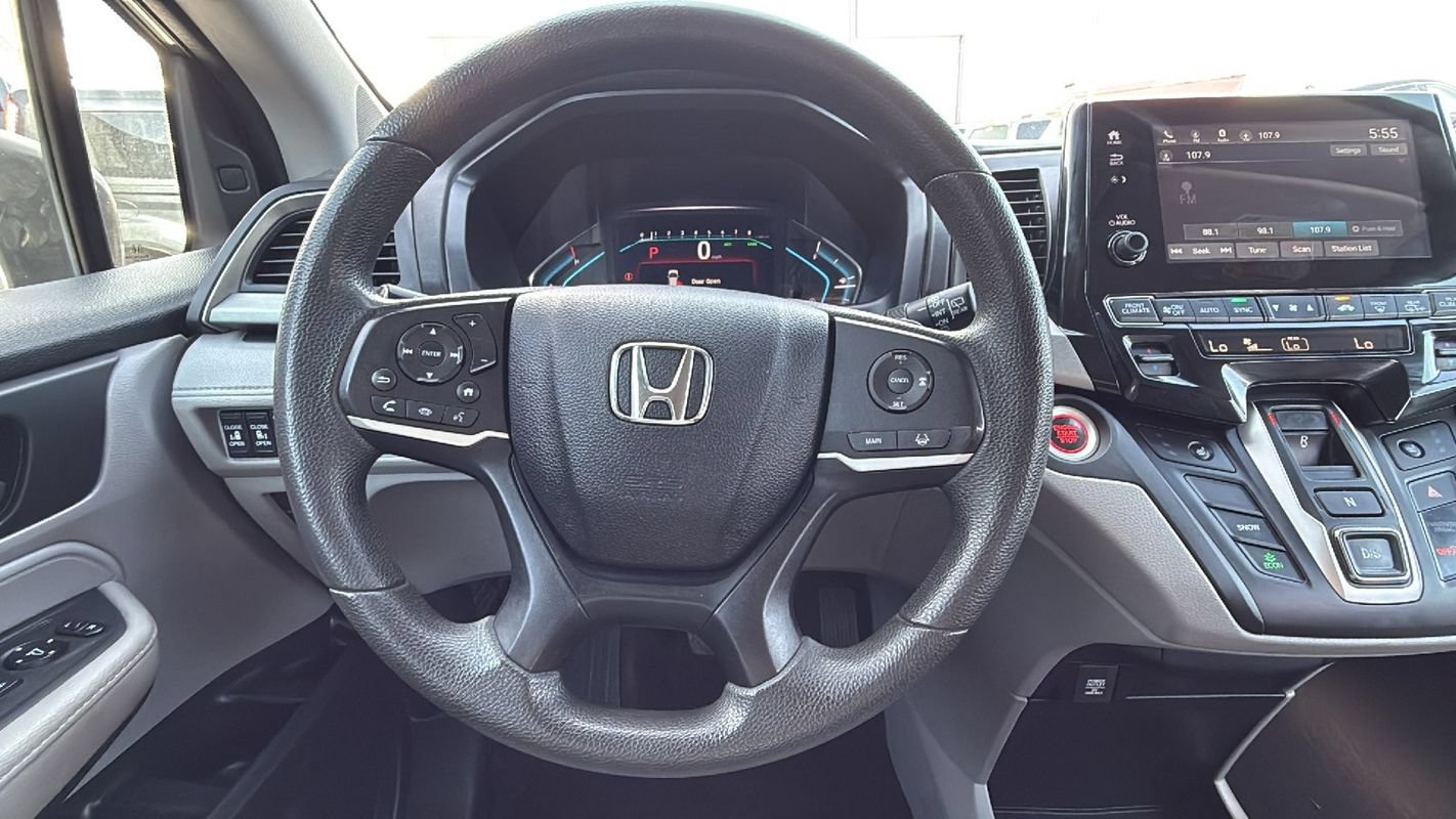 Used 2018 Honda Odyssey EX image 19