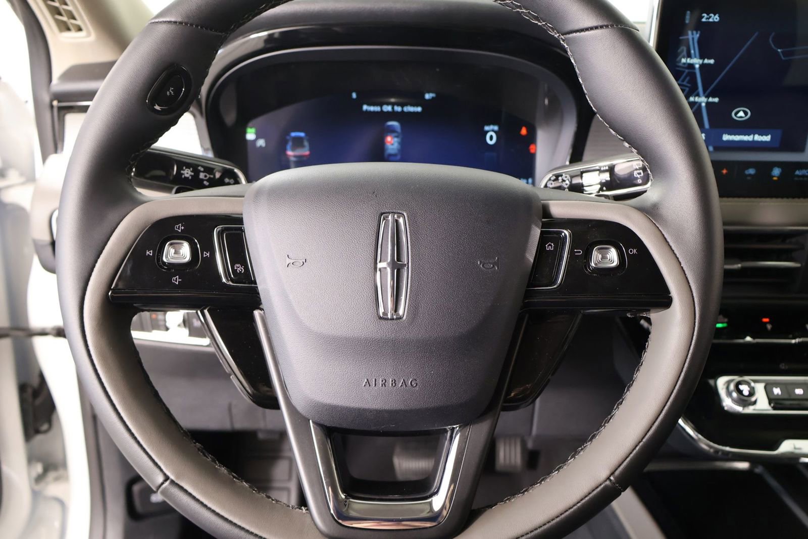 New 2026 Lincoln Corsair Premiere FWD image 3