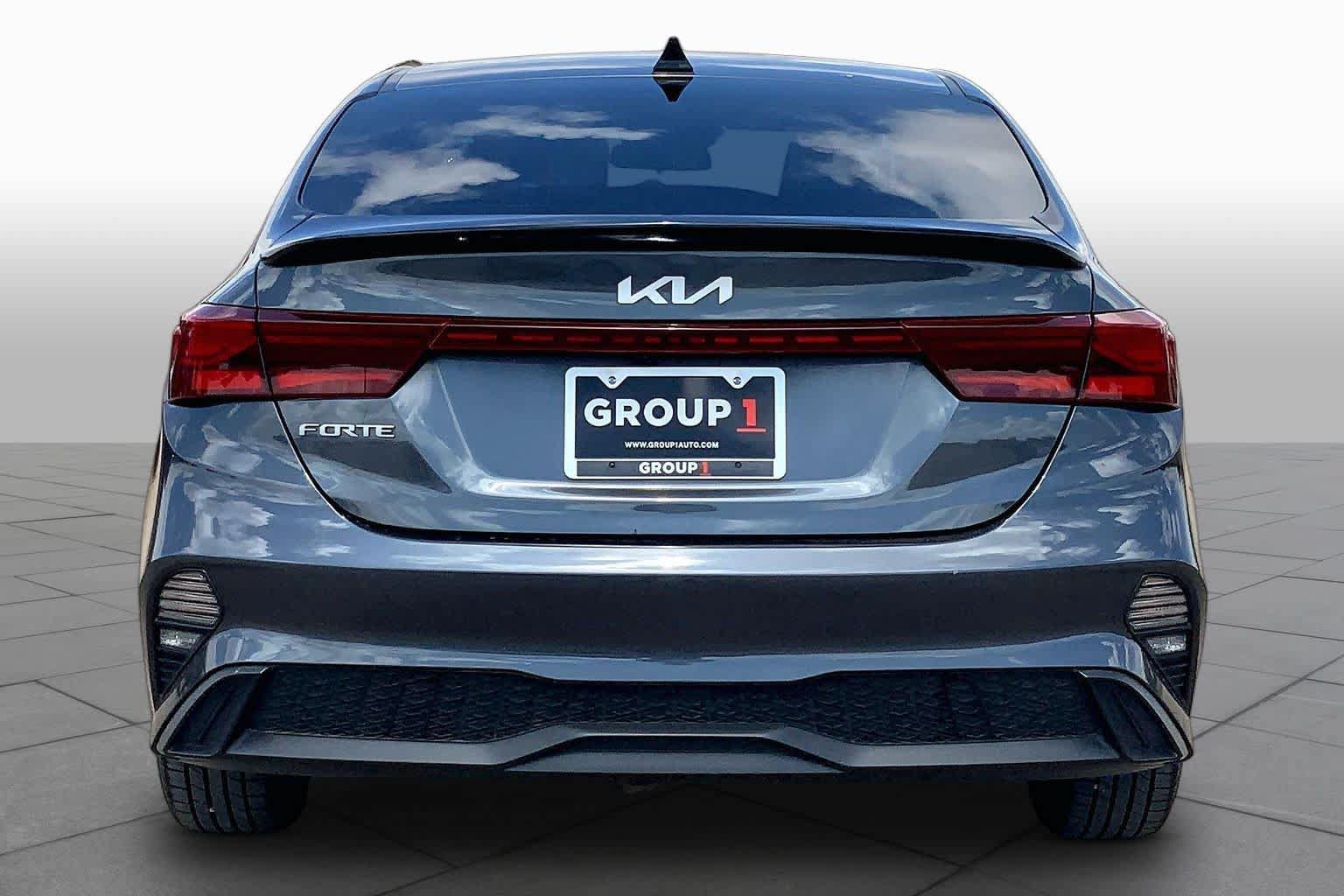 Certified 2023 Kia Forte LXS w/ LXS Technology Package FWD image 5