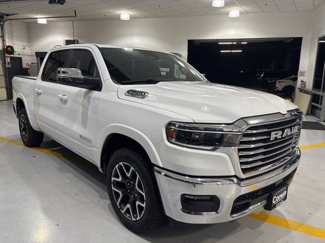 Used 2025 RAM 1500 Laramie AWD/4WD image 4