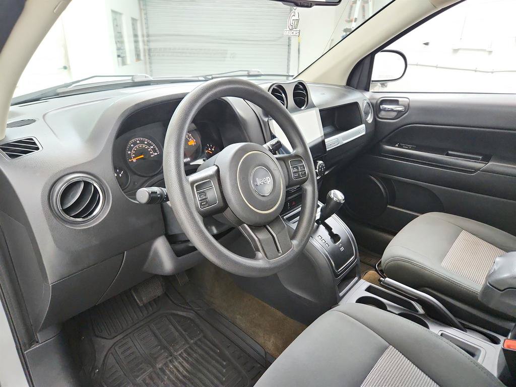 Used 2017 Jeep Compass Sport w/ Power Value Group FWD image 13