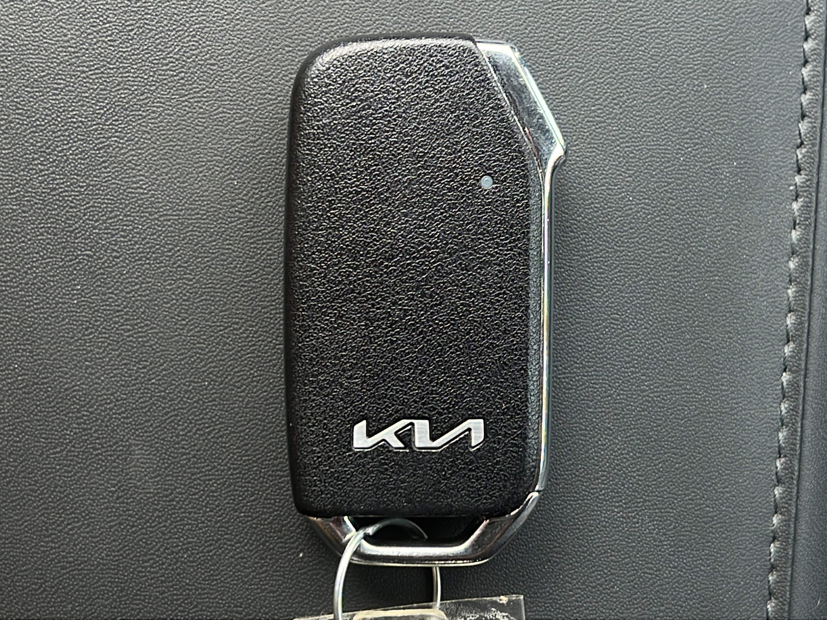 Certified 2024 Kia Niro EX FWD image 26