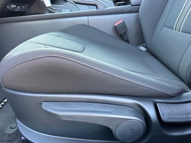 New 2026 Hyundai Elantra Sport FWD image 12