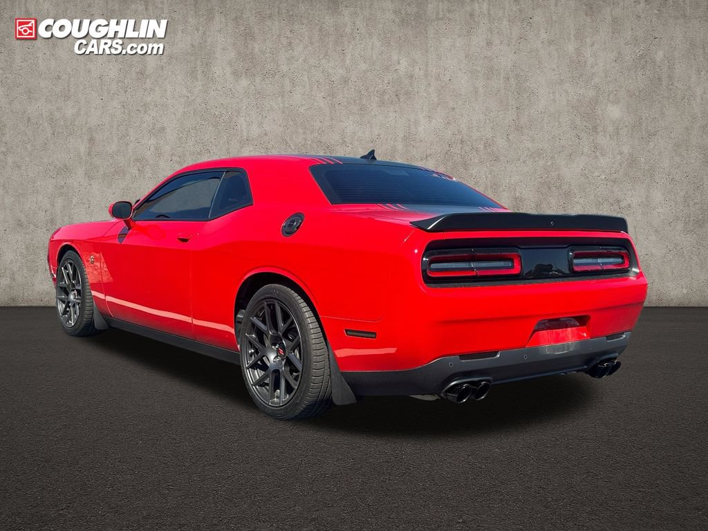 Used 2016 Dodge Challenger R/T Scat Pack RWD image 5
