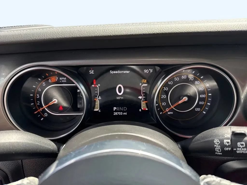 Used 2021 Jeep Wrangler Unlimited Sahara AWD/4WD image 16