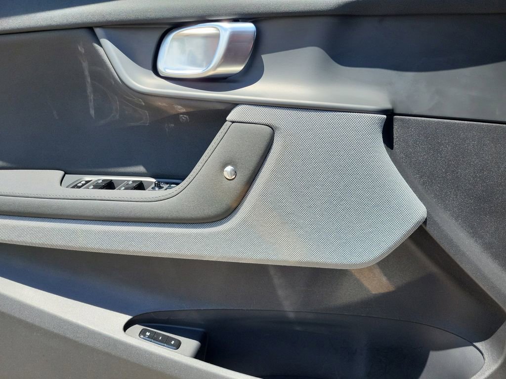 Used 2022 Polestar Polestar 2 AWD/4WD image 9