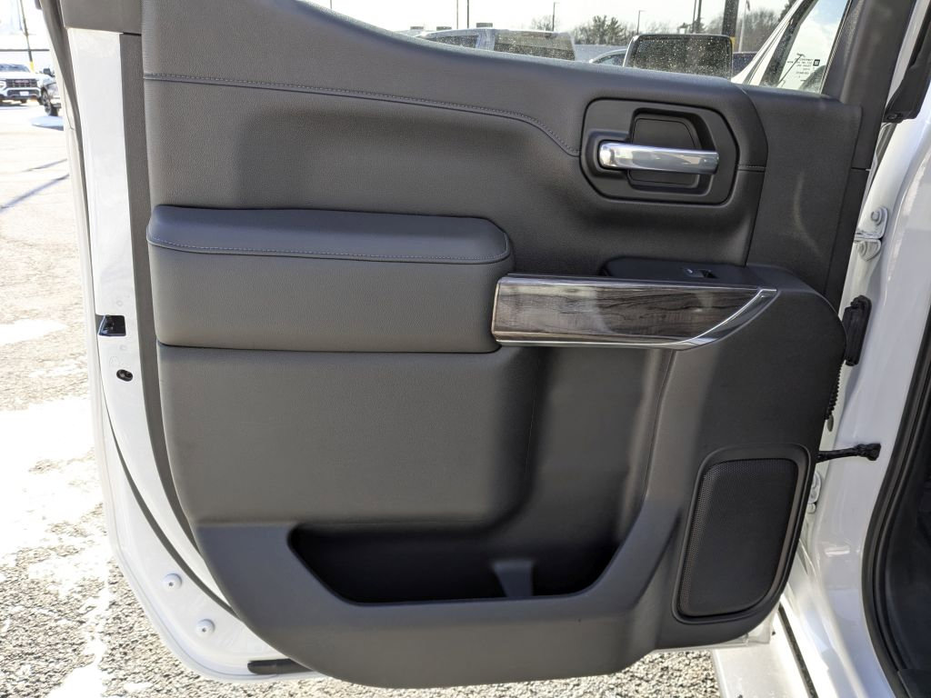 Used 2021 Chevrolet Silverado 1500 LTZ w/ LTZ Premium Package image 31