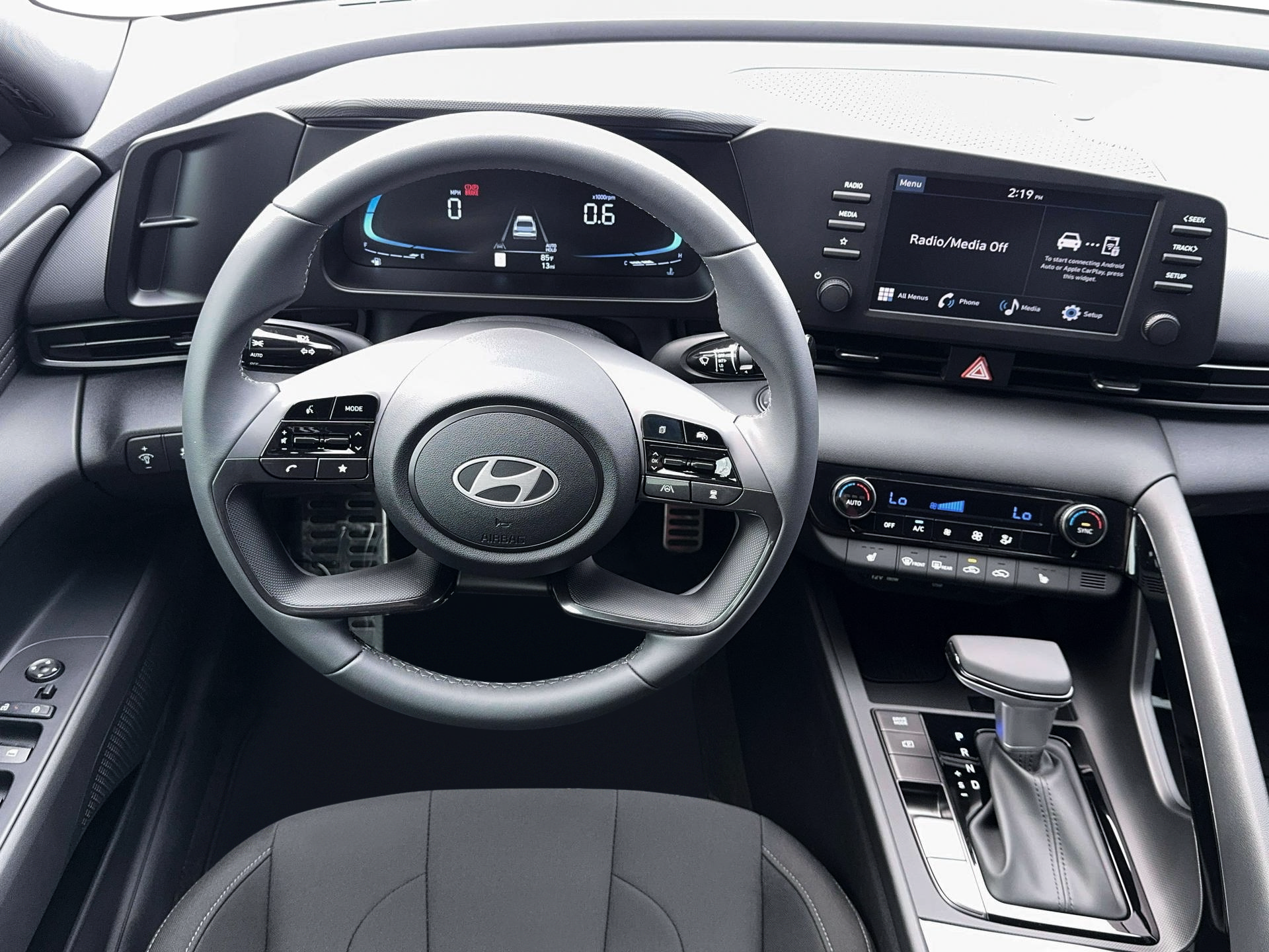 New 2026 Hyundai Elantra SEL Sport Premium FWD image 17