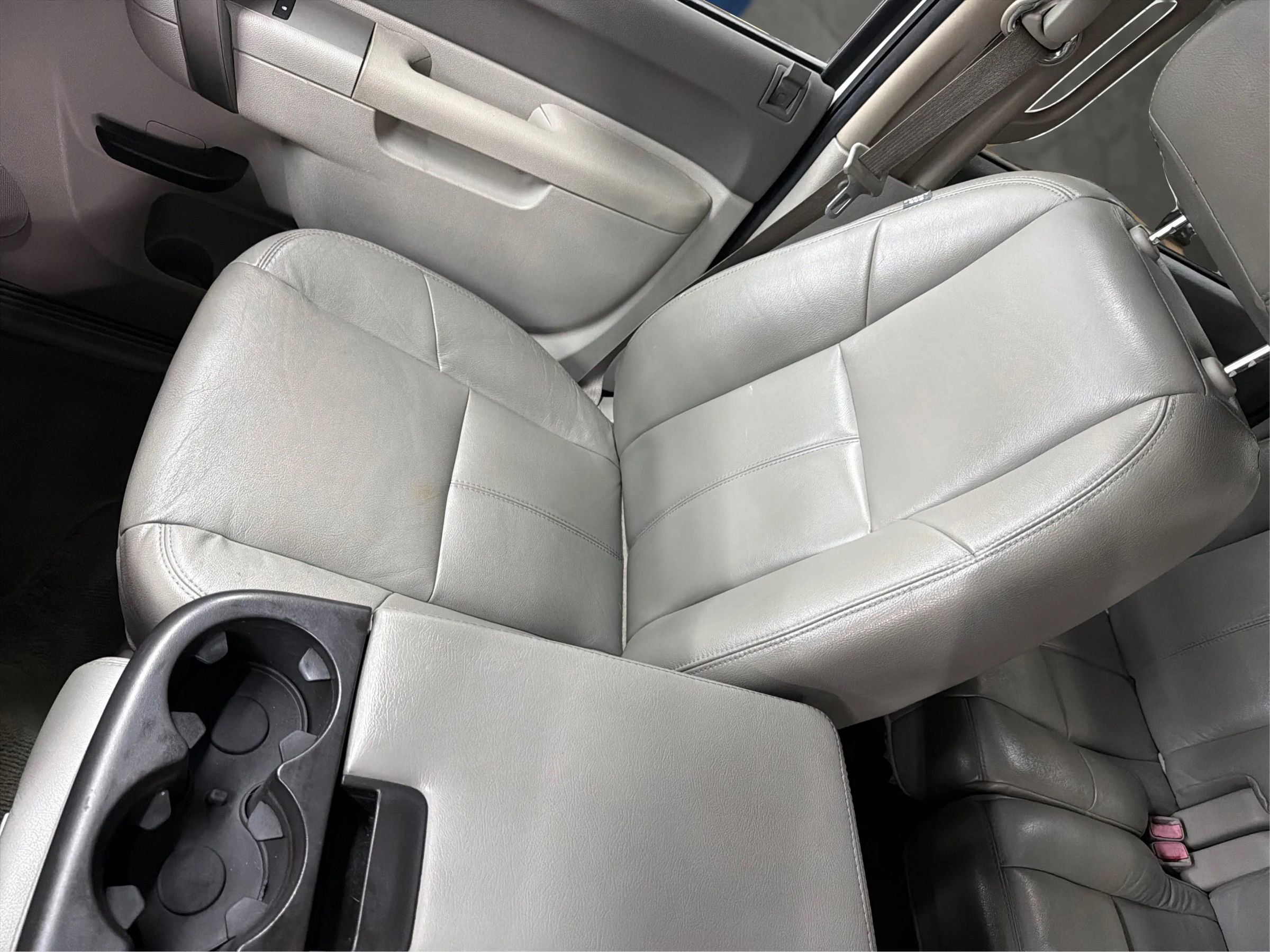 Used 2010 GMC Sierra 1500 SLE w/ Power Pack Plus RWD image 26