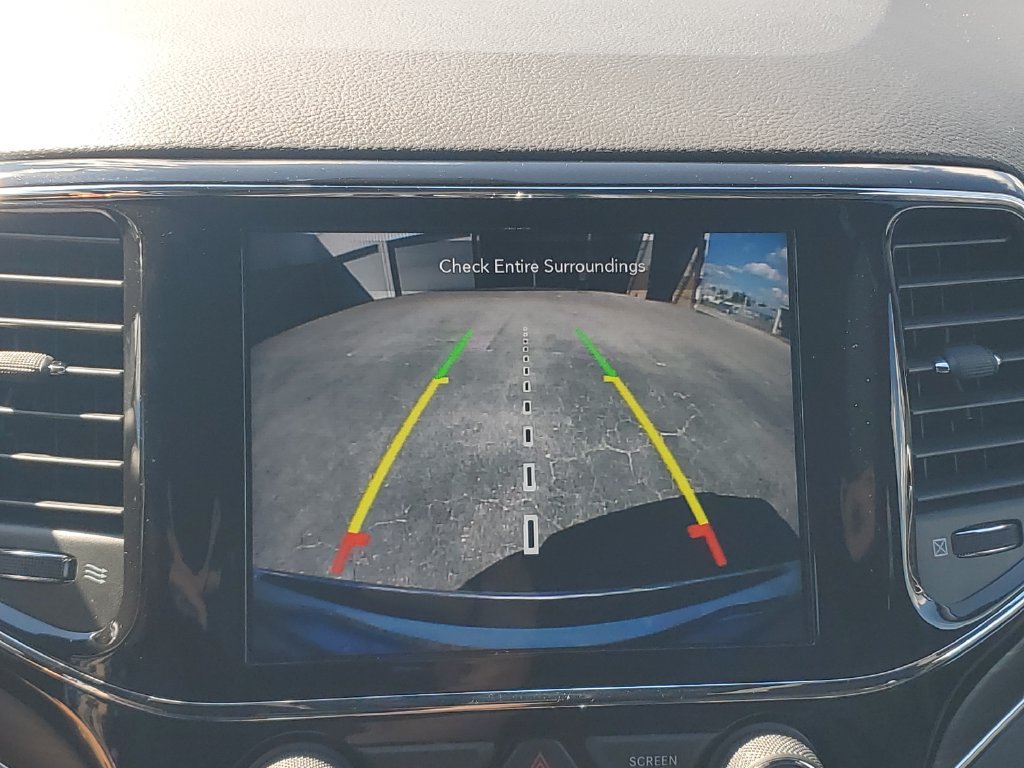 Used 2022 Jeep Grand Cherokee Limited RWD image 18
