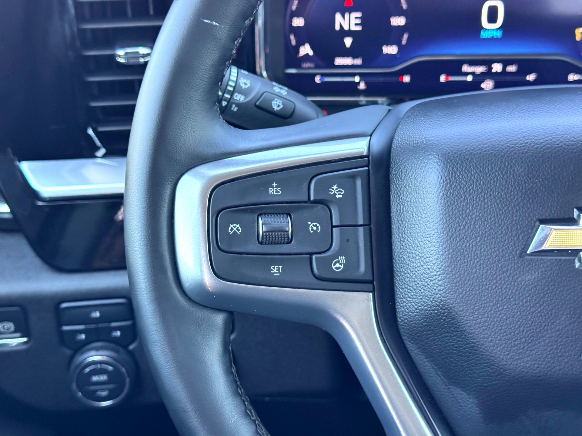 Used 2025 Chevrolet Silverado 2500 LT w/ Convenience Package AWD/4WD image 23