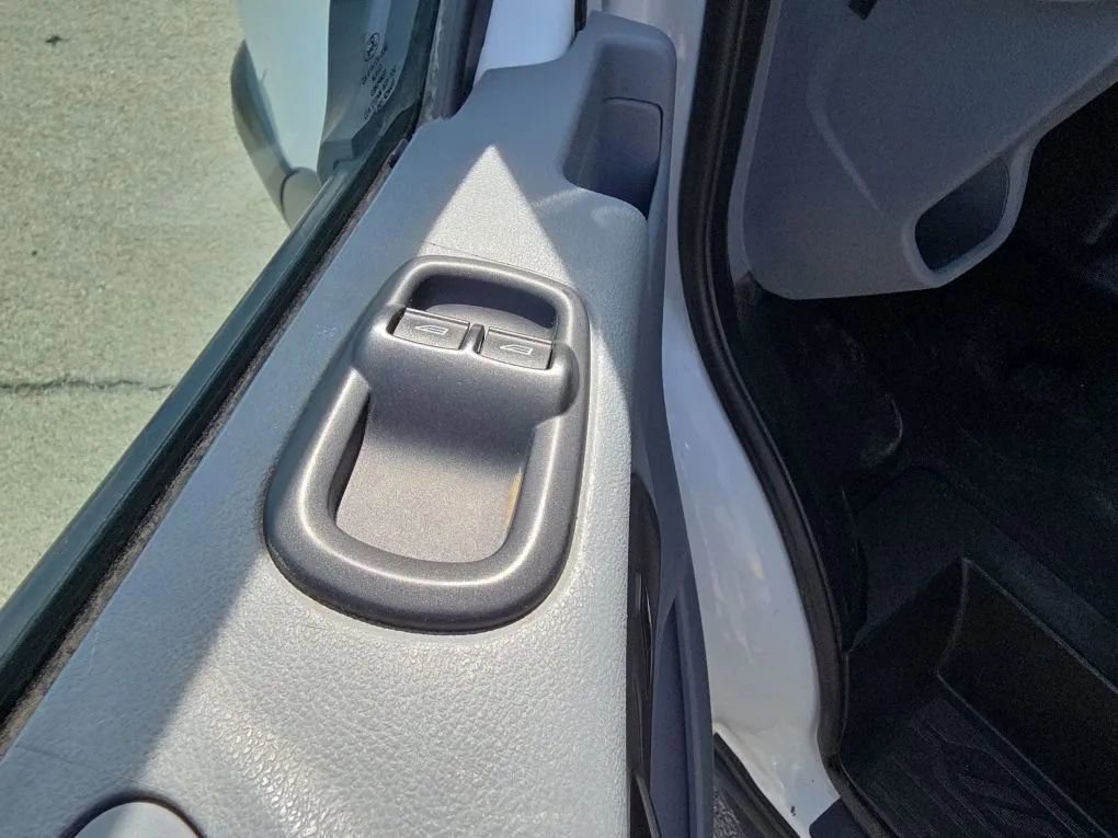 Used 2018 Ford Transit 350 148 High Roof image 32