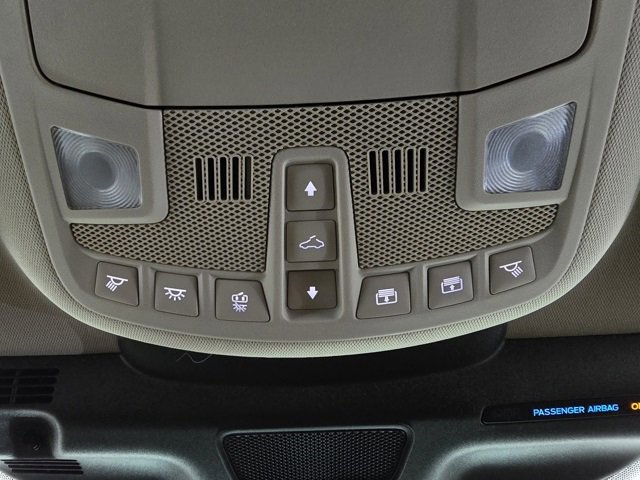 Used 2023 Lincoln Nautilus Reserve image 24