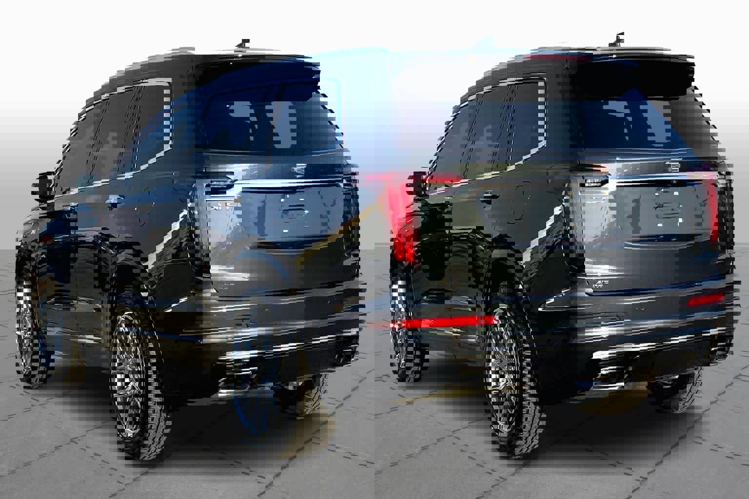 Used 2023 Cadillac XT6 Premium Luxury image 12