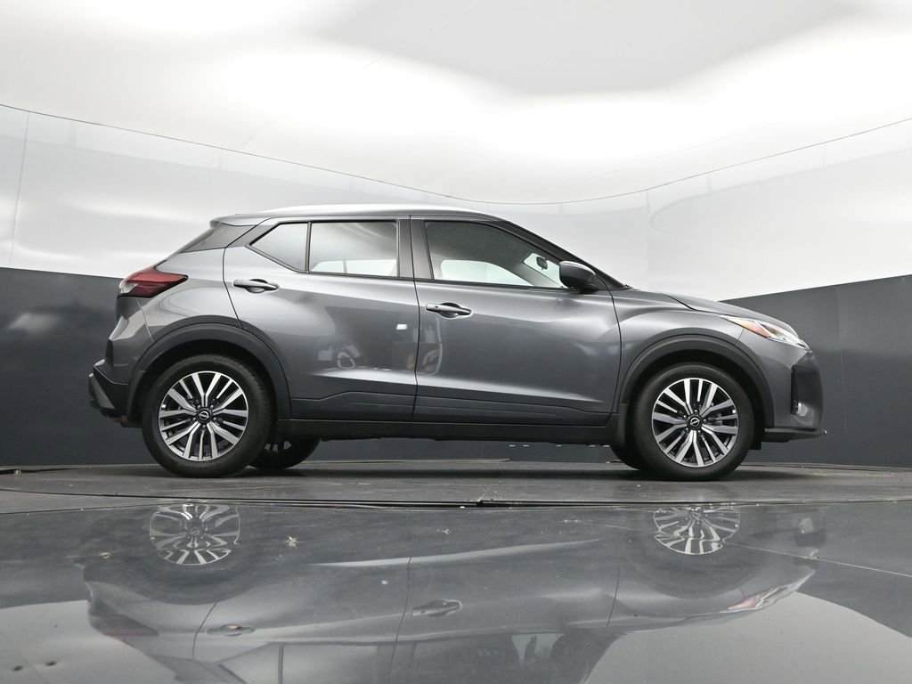 Used 2024 Nissan Kicks SV FWD image 43