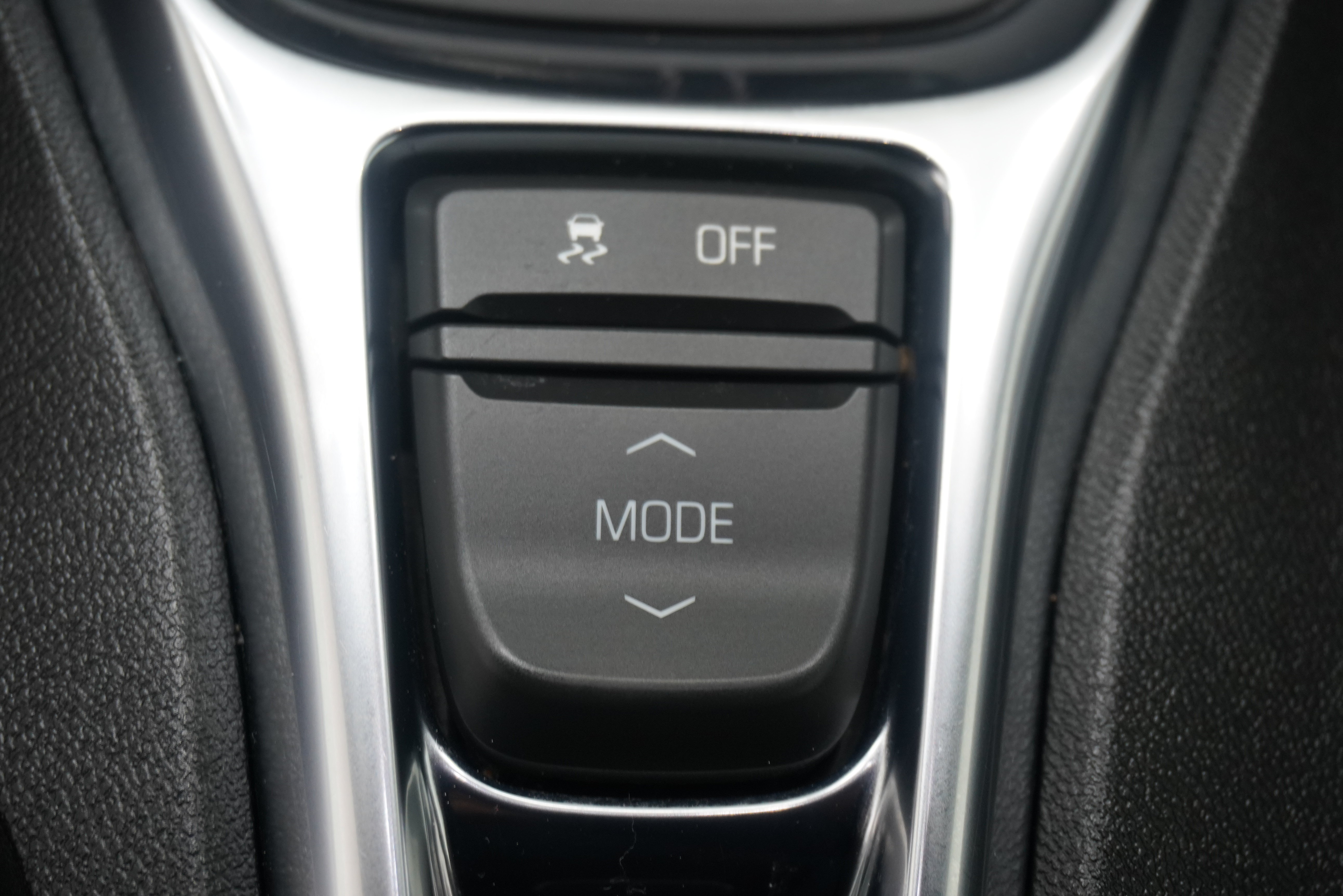 Used 2021 Chevrolet Camaro LT w/ RS Package RWD image 21